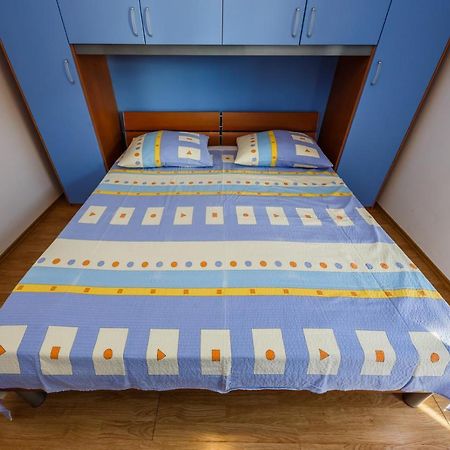 Apartamenty Z Basenem Ilja Rogoznica (Sibenik-Knin) Extérieur photo