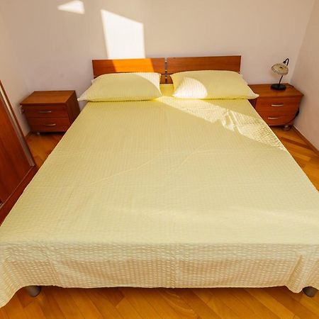 Apartamenty Z Basenem Ilja Rogoznica (Sibenik-Knin) Extérieur photo