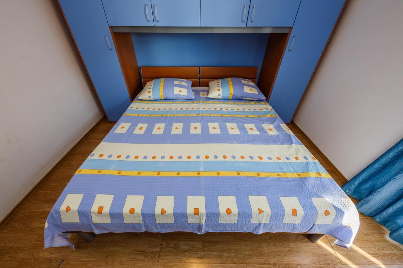 Apartamenty Z Basenem Ilja Rogoznica (Sibenik-Knin) Extérieur photo