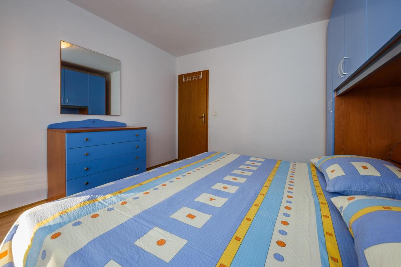 Apartamenty Z Basenem Ilja Rogoznica (Sibenik-Knin) Extérieur photo